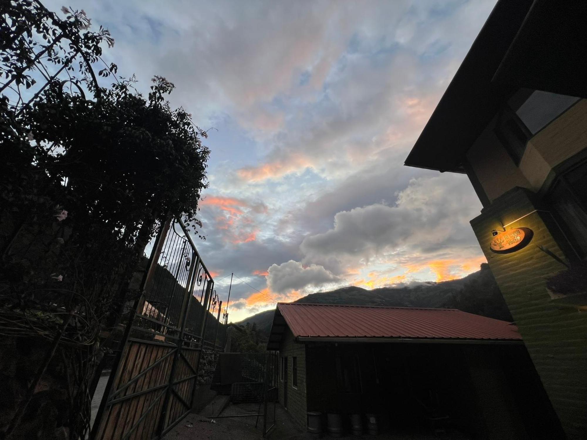 La Casa Verde Eco Guest House Baños Dış mekan fotoğraf