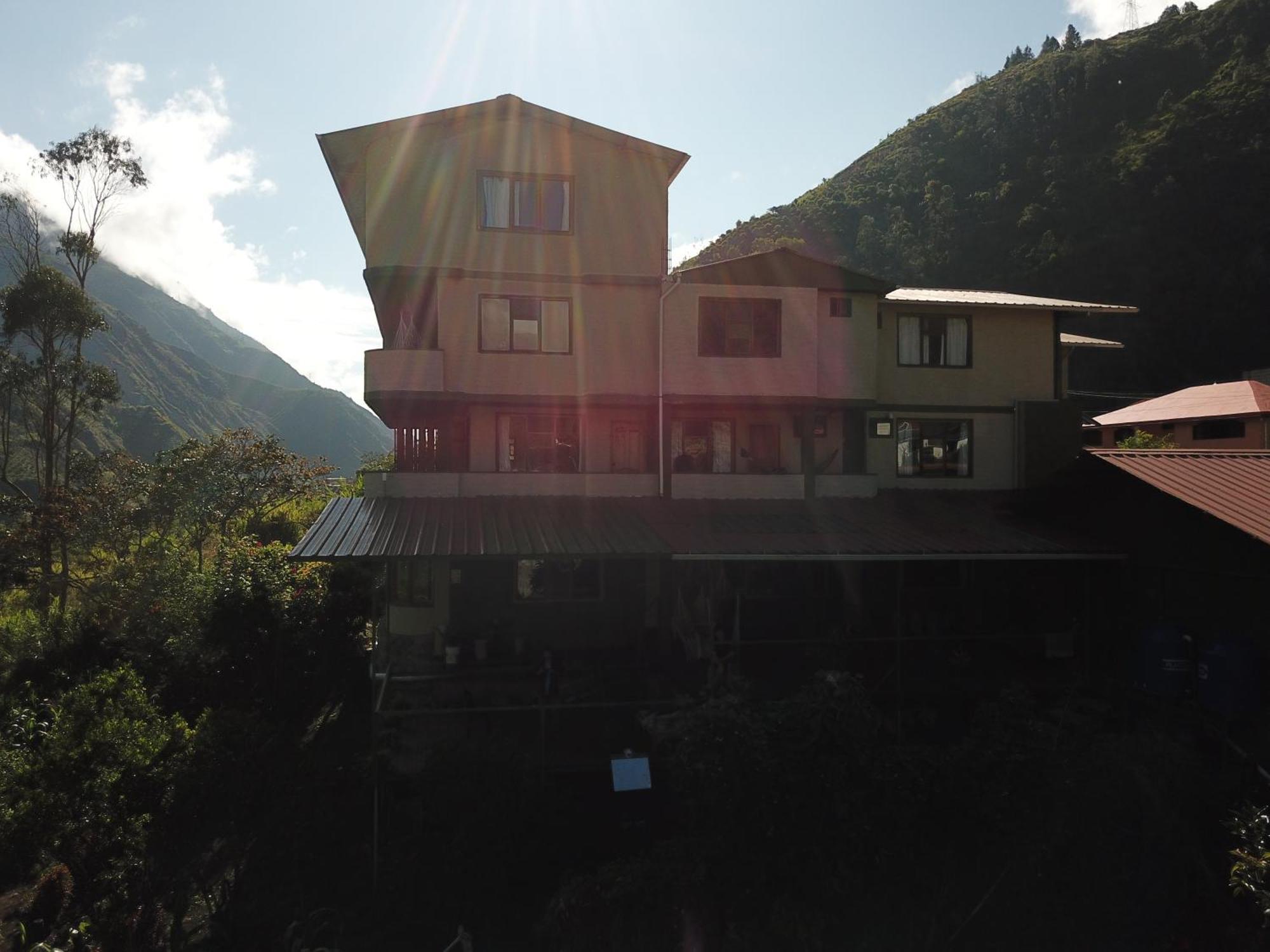 La Casa Verde Eco Guest House Baños Dış mekan fotoğraf