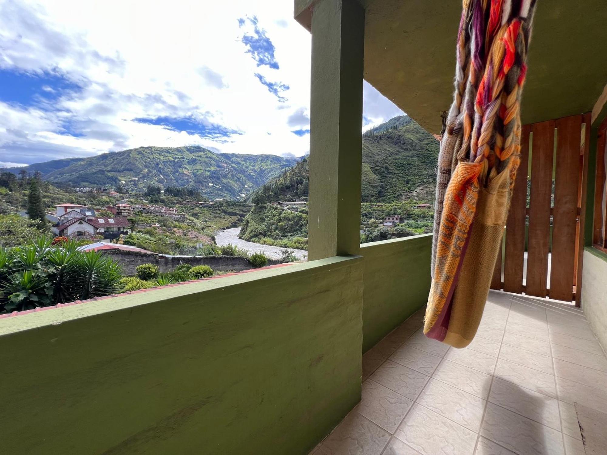 La Casa Verde Eco Guest House Baños Dış mekan fotoğraf